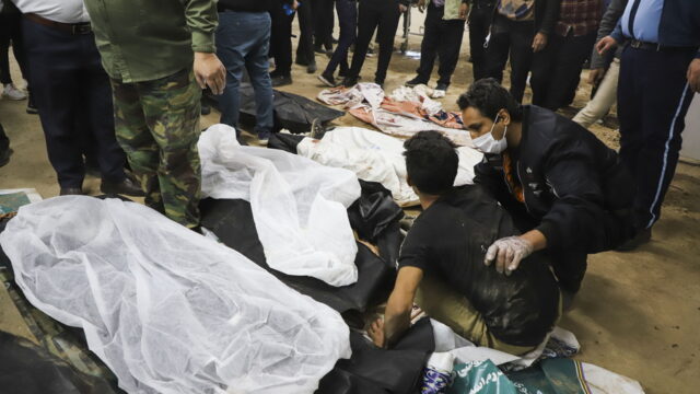 Αναθεωρήθηκε προς τα κάτω ο αριθμός των θυμάτων της επίθεσης στον τάφο του Σουλεϊμανί