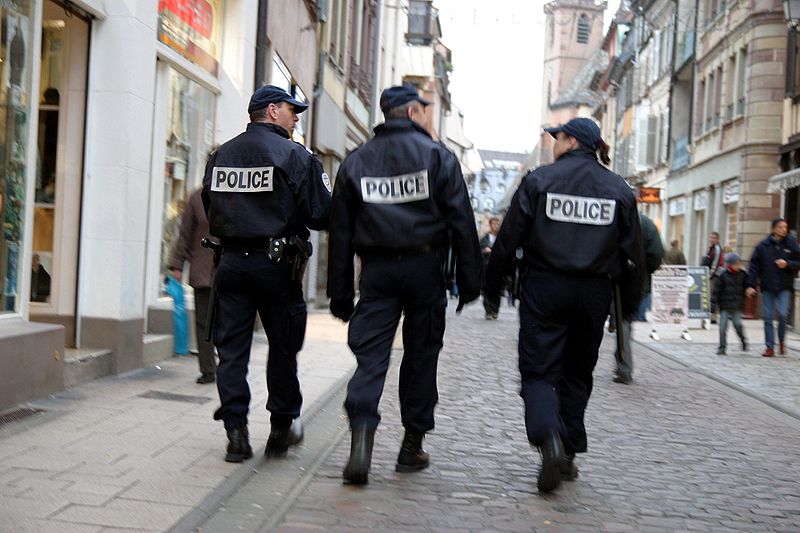 Διαμελισμένο πτώμα βρέθηκε σε γειτονιά του Παρισιού – Φροντιστής σκότωσε ανάπηρο;