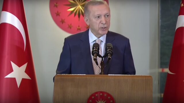 Ερντογάν για κυριαρχία στις θάλασσες, για F-16 και για τον Νετανιάχου “που γίνεται ο νέος Χίτλερ”