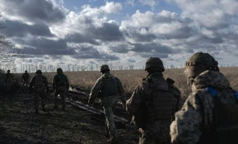 Τι σημαίνει η υποχώρηση των ουκρανικών δυνάμεων από την Αβντίιφκα,