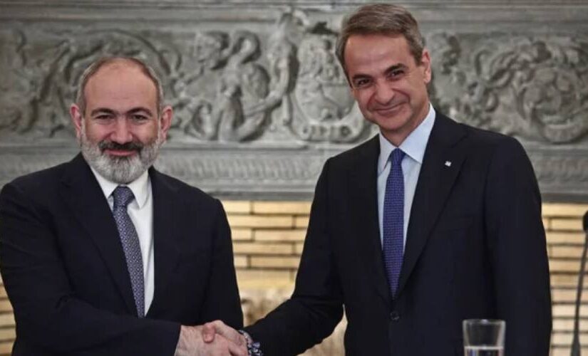 Συνάντηση Μητσοτάκη με τον πρωθυπουργό της Αρμενίας Νικόλ Πασινιάν
