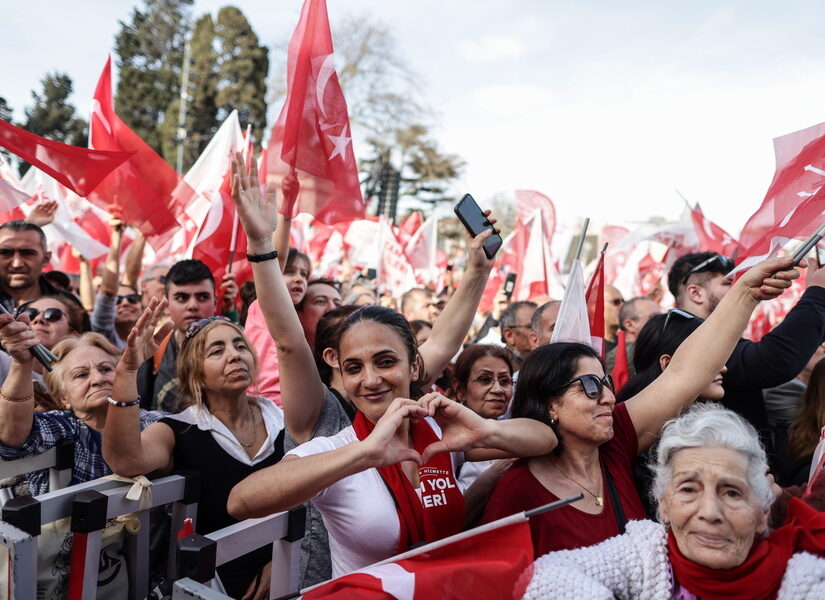 Δημοτικές εκλογές στην Τουρκία με το βλέμμα στη "μάχη" της Κωνσταντινούπολης