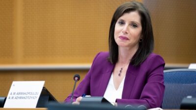 "E-mail gate": Αντιδράσεις για τα πρόστιμα σε Ασημακοπούλου και υπουργείο Εσωτερικών