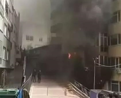 Δεκαπέντε εργάτες νεκροί από φωτιά στην Κωνσταντινούπολη