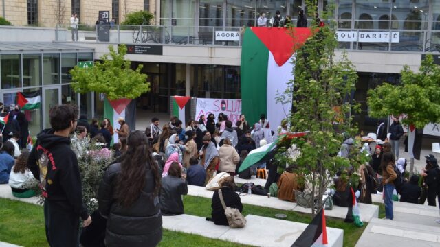 Γαλλία: Φοιτητές αποκλείουν Ινστιτούτο Πολιτικών Σπουδών υπέρ των Παλαιστινίων