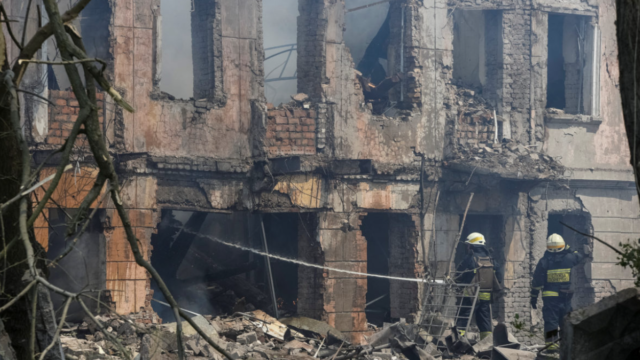 Ρωσία: “Βάρβαρος” ο βομβαρδισμός στο Μπέλγκοροντ