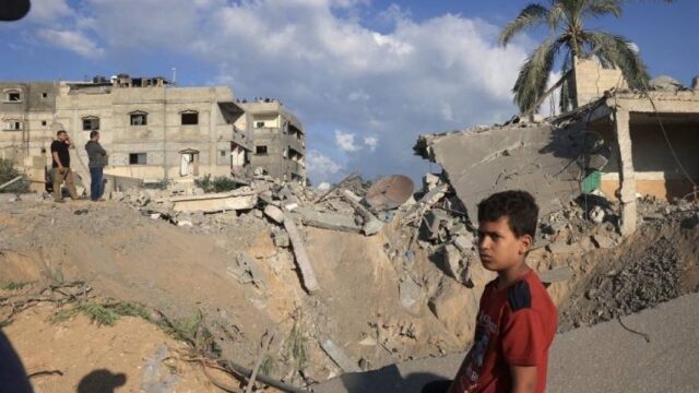 “Πραγματική γενοκτονία” ο πόλεμος στην Γάζα λέει η Ισπανίδα υπουργός Άμυνας
