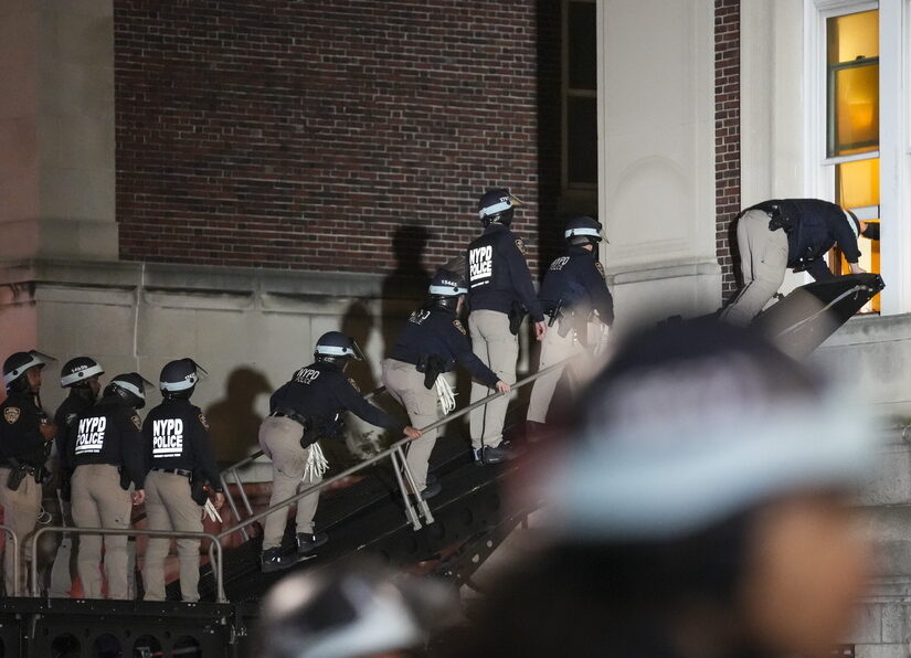 Άγριες συγκρούσεις αστυνομίας και φιλοπαλαιστινίων διαδηλωτών στο πανεπιστήμιο UCLA