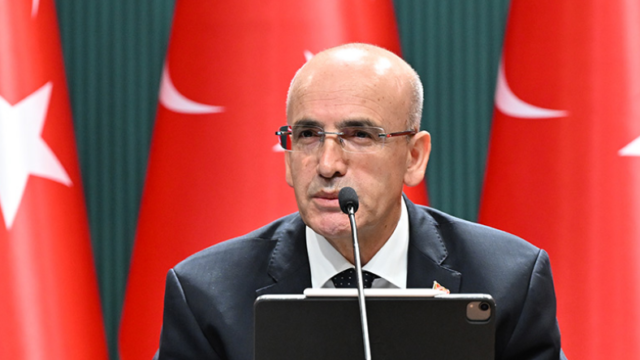 Η Τουρκία ανακοίνωσε μεγάλες περικοπές στο Δημόσιο για να ελέγξει τον πληθωρισμό