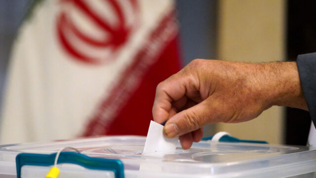 Στους έξι ανέρχονται οι υποψήφιοι για τις προεδρικές εκλογές του Ιράν στις 28 Ιουνίου