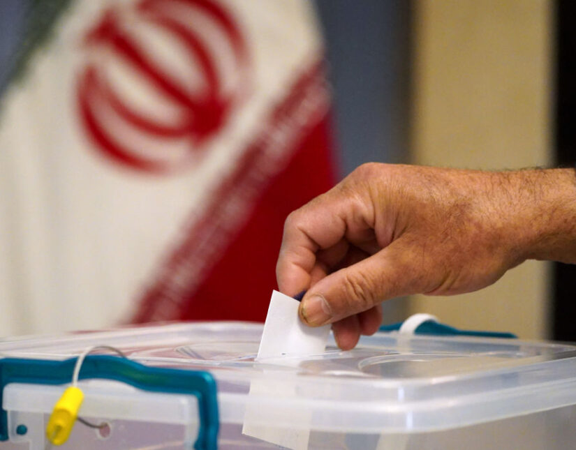 Ιράν: Δεν περιμένουν “θεμελιώδη αλλαγή” στην πολιτική του οι ΗΠΑ από το αποτέλεσμα των εκλογών