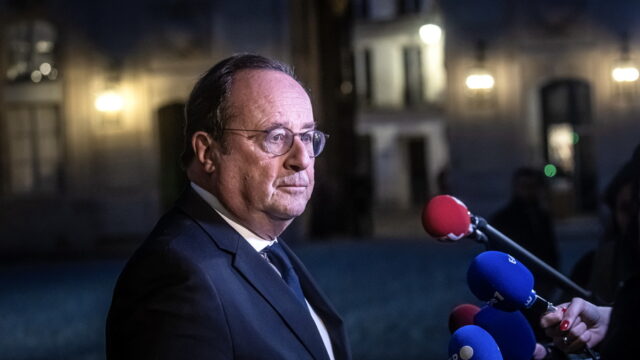 Ολάντ: Ο πρώην πρόεδρος της Γαλλίας υποψήφιος βουλευτής με το νέο Λαϊκό Μέτωπο