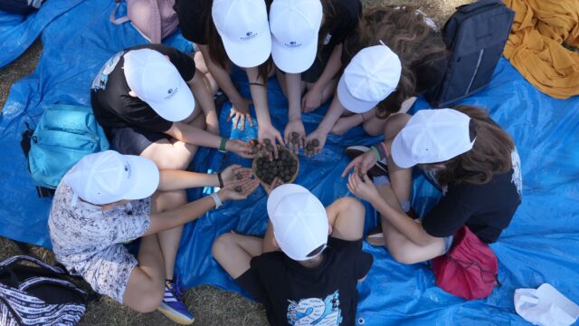 HELLENiQ ENERGY: Εκπαιδευτικές Δράσεις για 1.100+ μαθητές και δημιουργία πάρκων, με αφορμή την Παγκόσμια Ημέρα Περιβάλλοντος  