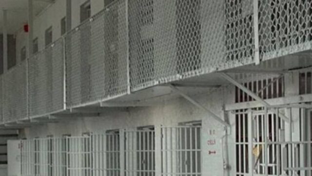 Συμπλοκή κρατουμένων στις φυλακές Κορυδαλλού - Αναφορές για ένα νεκρό,