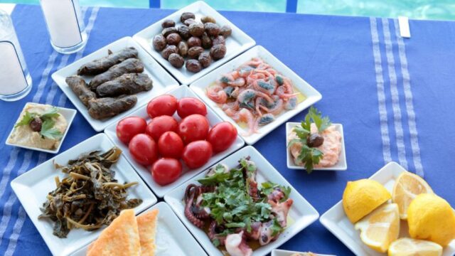 Θησαυρός τα ελληνικά τρόφιμα, Μαρία Μεντζέλου