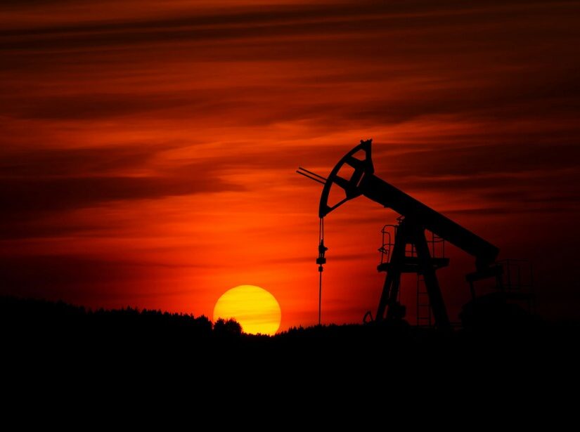 Από το εμπάργκο πετρελαίου του 1973 στην ενεργειακή κρίση του 2008, Γεώργιος Καρακατσάνης