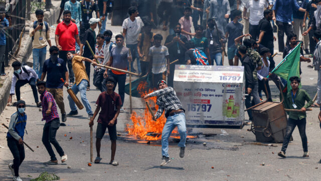 Μπανγκλαντές: Στους 32 οι νεκροί στις φοιτητικές διαδηλώσεις