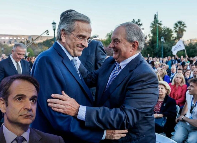 Τορπίλες κατά Μητσοτάκη από τους δύο πρώην "γαλάζιους" πρωθυπουργούς, Αντώνης Σαμαράς