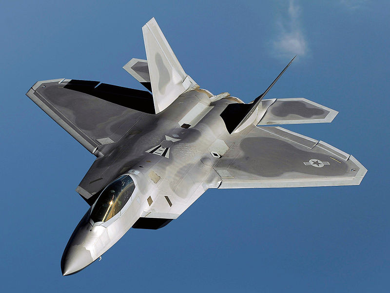 Αμερικανικά F-22 Raptor έφθασαν σήμερα στη Μέση Ανατολή