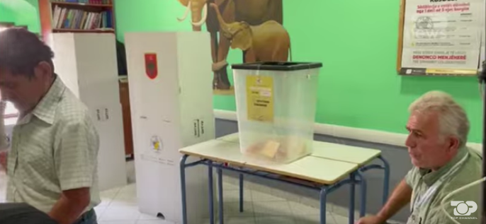 Το 1/3 των εκλογέων ψήφισε τελικά στη Χειμάρρα