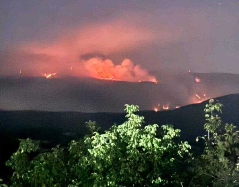 Μήνυση καταθέτουν για την φωτιά που καίει 26 μέρες στο όρος Όρβηλος χωρίς κανένα εναέριο μέσο