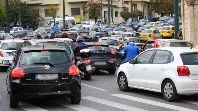 Ανασφάλιστα οχήματα: Τσουνάμι ελέγχων και τσουχτερά πρόστιμα