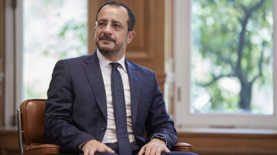 Σάλος από βίντεο που εμπλέκει την κυπριακή κυβέρνηση σε σκάνδαλο – Καταγγέλλει υβριδική επίθεση