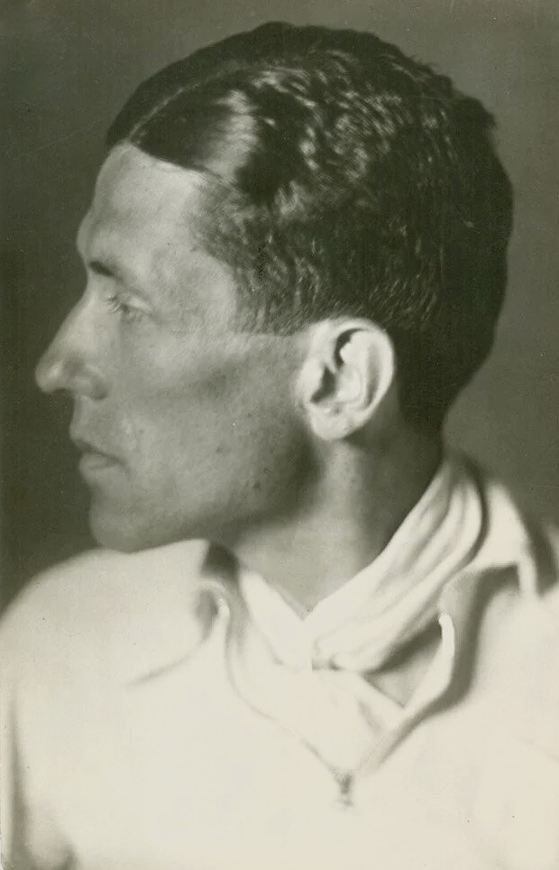 Ο δημιουργός της "Παξιμαδοκλέφτρας" σκιτσάρει τον Μουσολίνι...Παυλόπουλος