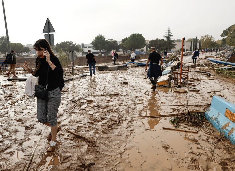 Πρωθυπουργός Ισπανίας προς κατοίκους Καστίλλης: Δεν τελείωσε η κακοκαιρία, μείνετε στα σπίτια σας