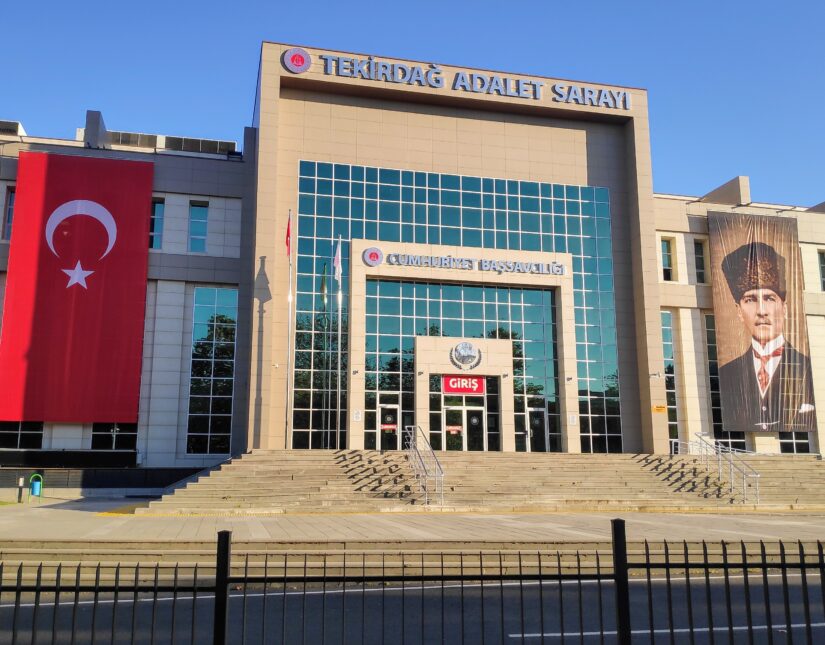 Κατασχέθηκαν Haberturk και Show TV στην Κωνσταντινούπολη – Έρευνα για απάτη και ξέπλυμα χρημάτων στην Can Holding
