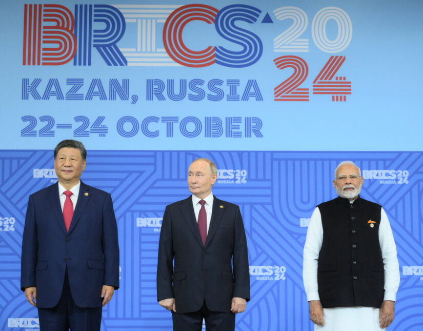 BRICS:  Την στενότερη συνεργασία Κίνας και Ινδίας ανακοίνωσαν Σι και Μόντι