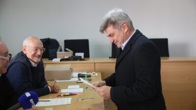 Κυρώσεις από Κομισιόν και ΗΠΑ ζητά ο Φαραντούρης για τα τουρκικά F-16 στα Κατεχόμενα