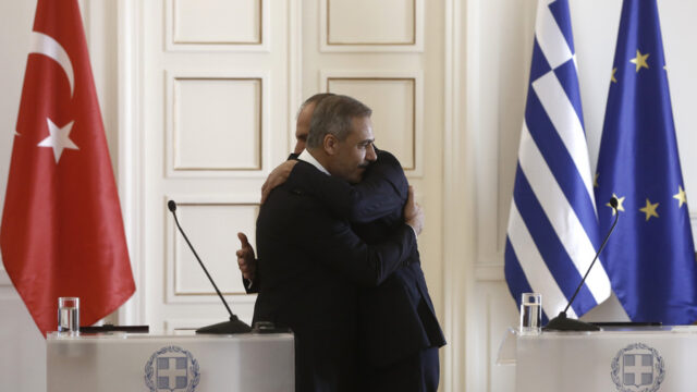 Θολώνουν στις διαπραγματεύσεις οι ελληνικές κόκκινες γραμμές. Απόστολος Αποστόλου