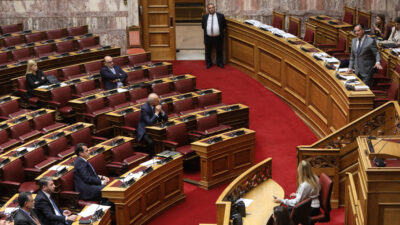 Πρόθεση ψήφου σε νέα δημοσκόπηση – Οι πολίτες για Ευρωπαϊκή Εισαγγελία-Τσίπρα-Καρυστιανού