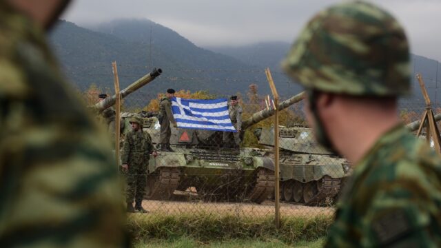 Καπούτσης Δένδιας Αξιωματικοί Άμυνας