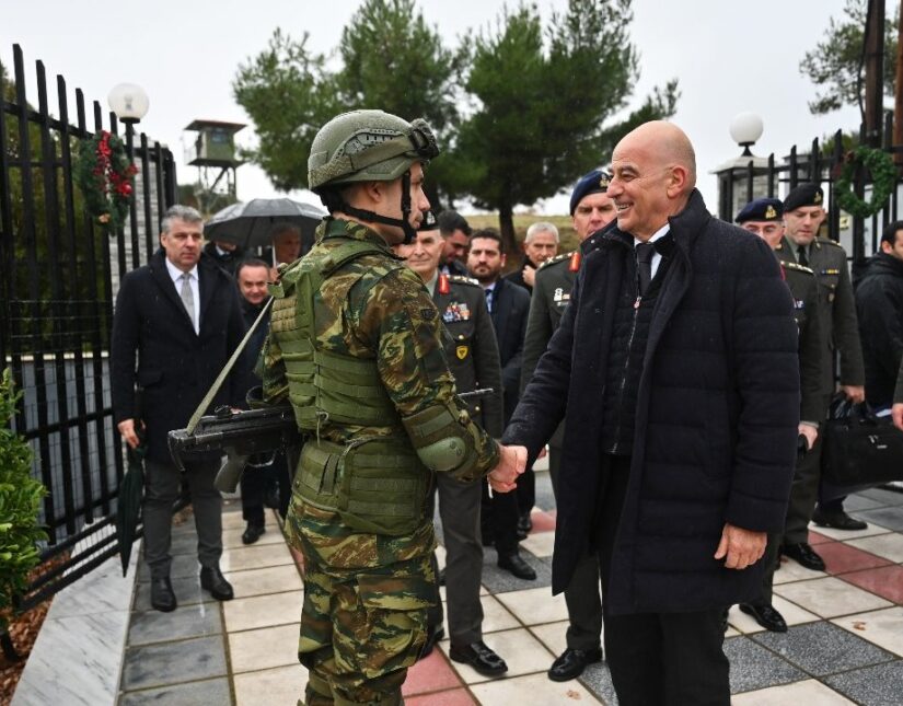 Χριστούγεννα στον Έβρο για το Νίκο Δένδια