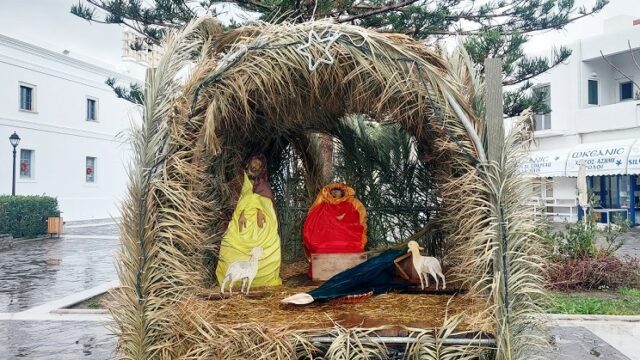 Έκλεψαν τον Ιησού από τη φάτνη της Πάρου