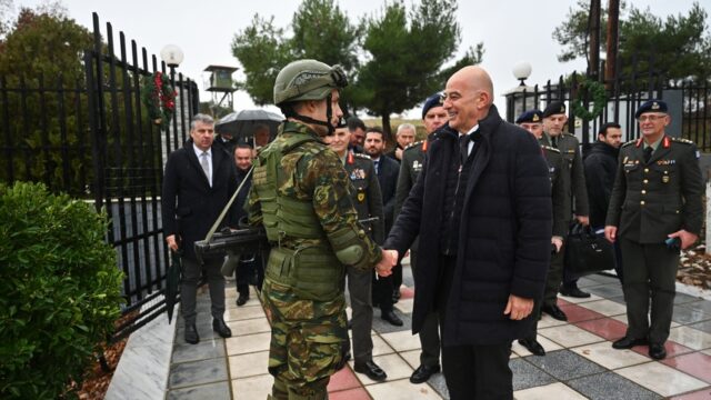 Έχουμε υπερβολικά πολλούς στρατηγούς στην Ελλάδα; Χρήστος Καπούτσης