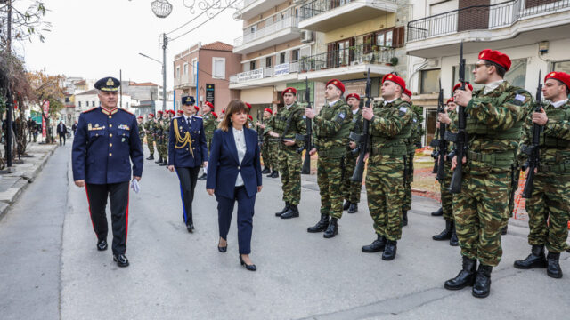 Αντί να εκλιπαρούν τον Κυριάκο, ας κατεβάσουν Κεντροαριστερό υποψήφιο πρόεδρο, Ελευθέριος Τζιόλας