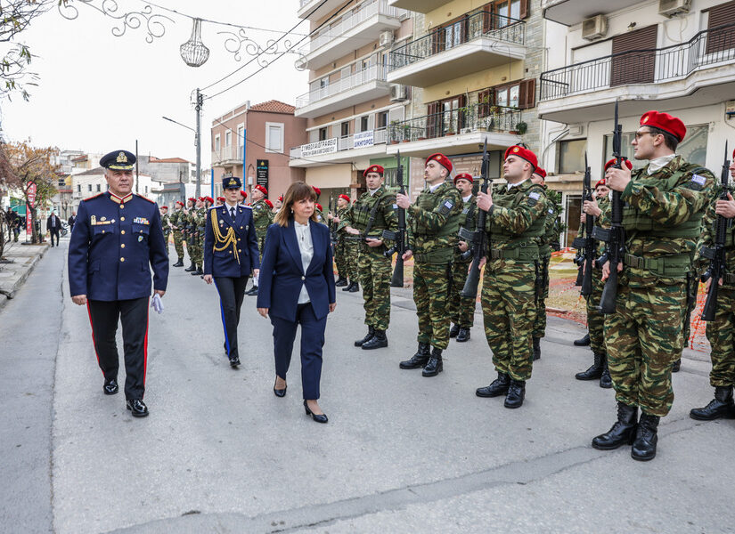 Αντί να εκλιπαρούν τον Κυριάκο, ας κατεβάσουν Κεντροαριστερό υποψήφιο πρόεδρο, Ελευθέριος Τζιόλας