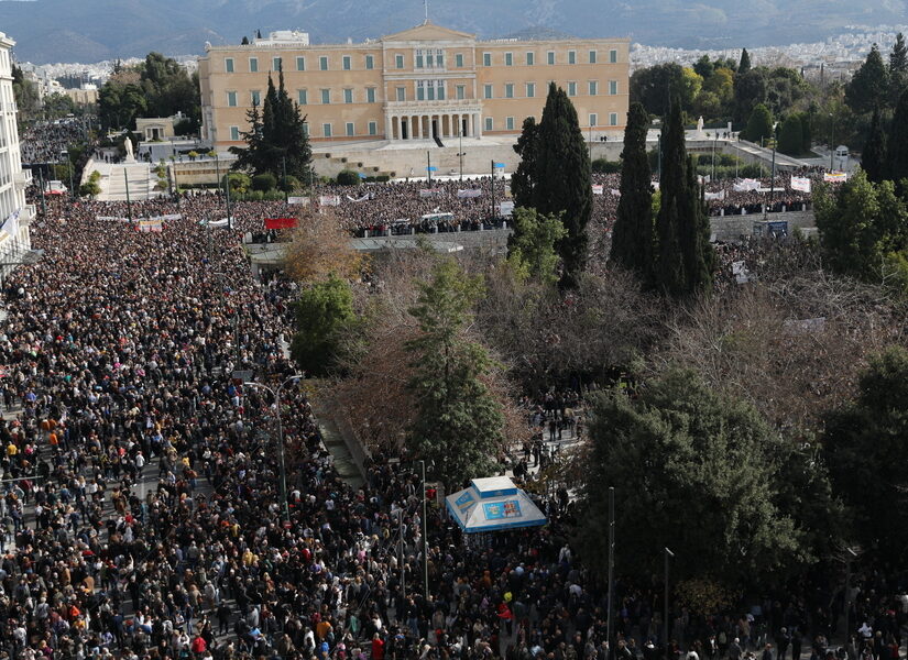 Με ποιους πολιτικούς αρχηγούς επικοινώνησε ο Φάμελλος για τα Τέμπη – Μεγάλες διαδηλώσεις