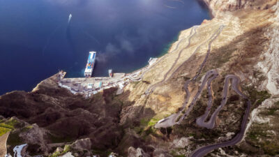 Αρκεί ο τουρισμός για να σωθεί η ελληνική οικονομία;