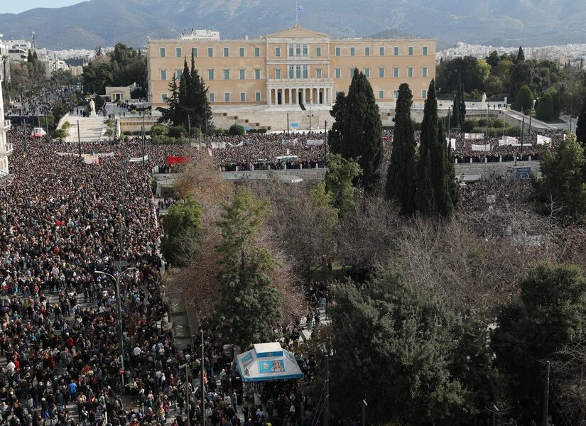 Πρόθεση ψήφου σε νέα Δημοσκόπηση – Τα Τέμπη πιέζουν τη κυβέρνηση, Σύνταξη