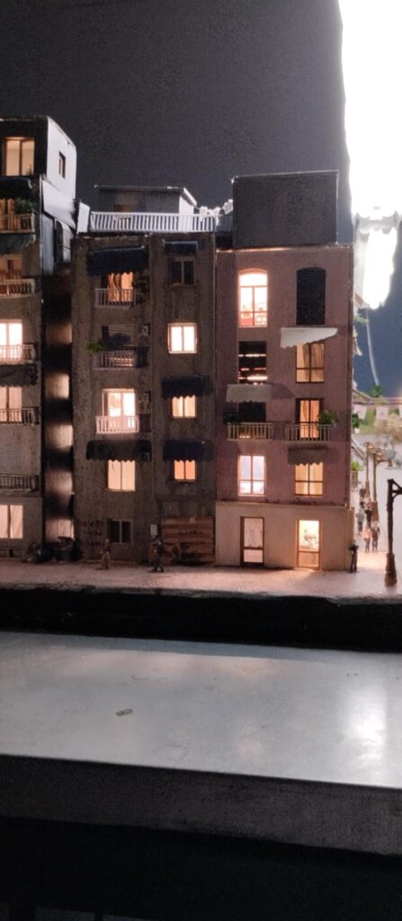 "Η Πόλη ή πως να κοιμηθείτε ήσυχα" θέατρο. Αρωνιάδα