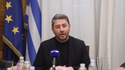 Ανδρουλάκης: Συνέδριο το πρώτο τρίμηνο του 2026 – Μην πυροβολούμε τα πόδια μας