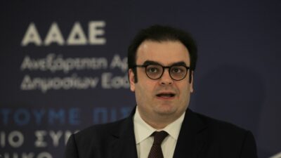 Δεν μας τα λέει καλά ο Πιερρακάκης…