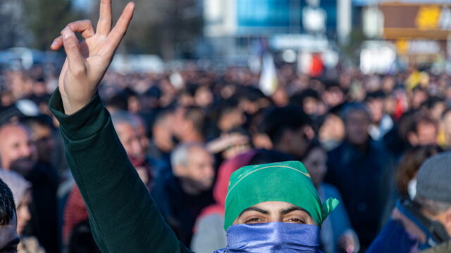 Η επόμενη μέρα για το Κουρδικό μετά το κάλεσμα Οτσαλάν, Κώστας Κόλμερ