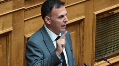 Παραιτήθηκε ο Καραμέρος από τον ΣΥΡΙΖΑ, με το βλέμμα στην ΕΛΑΣ του Τσίπρα