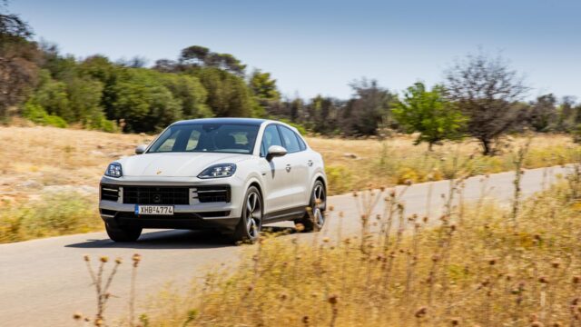 Test drive στο Porsche Cayenne Coupe E-Hybrid 470Ps, Άγγελος Κλιβανόπουλος