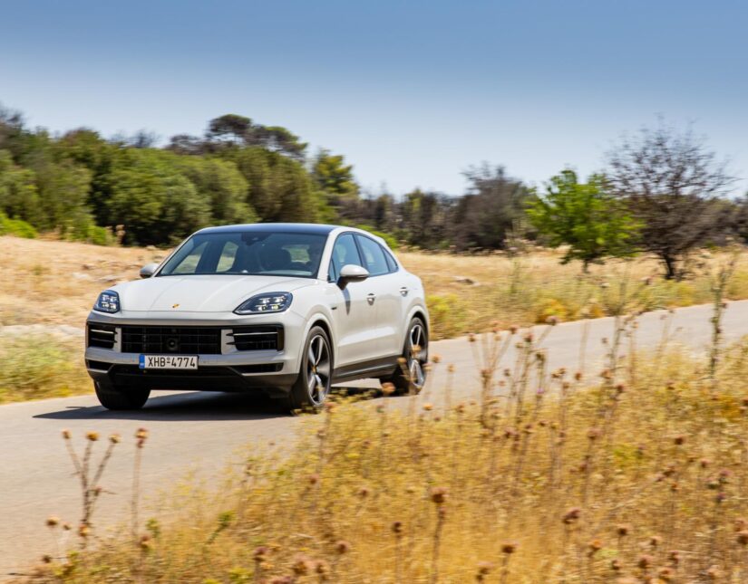 Test drive στο Porsche Cayenne Coupe E-Hybrid 470Ps, Άγγελος Κλιβανόπουλος